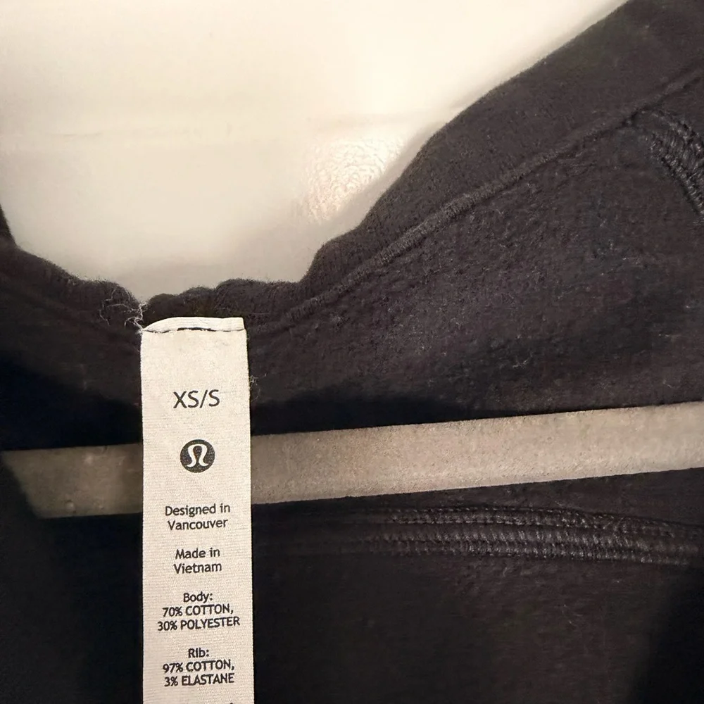 lululemon athletica Black Cropped Half-Zip Hoodie - Picture 2 of 3